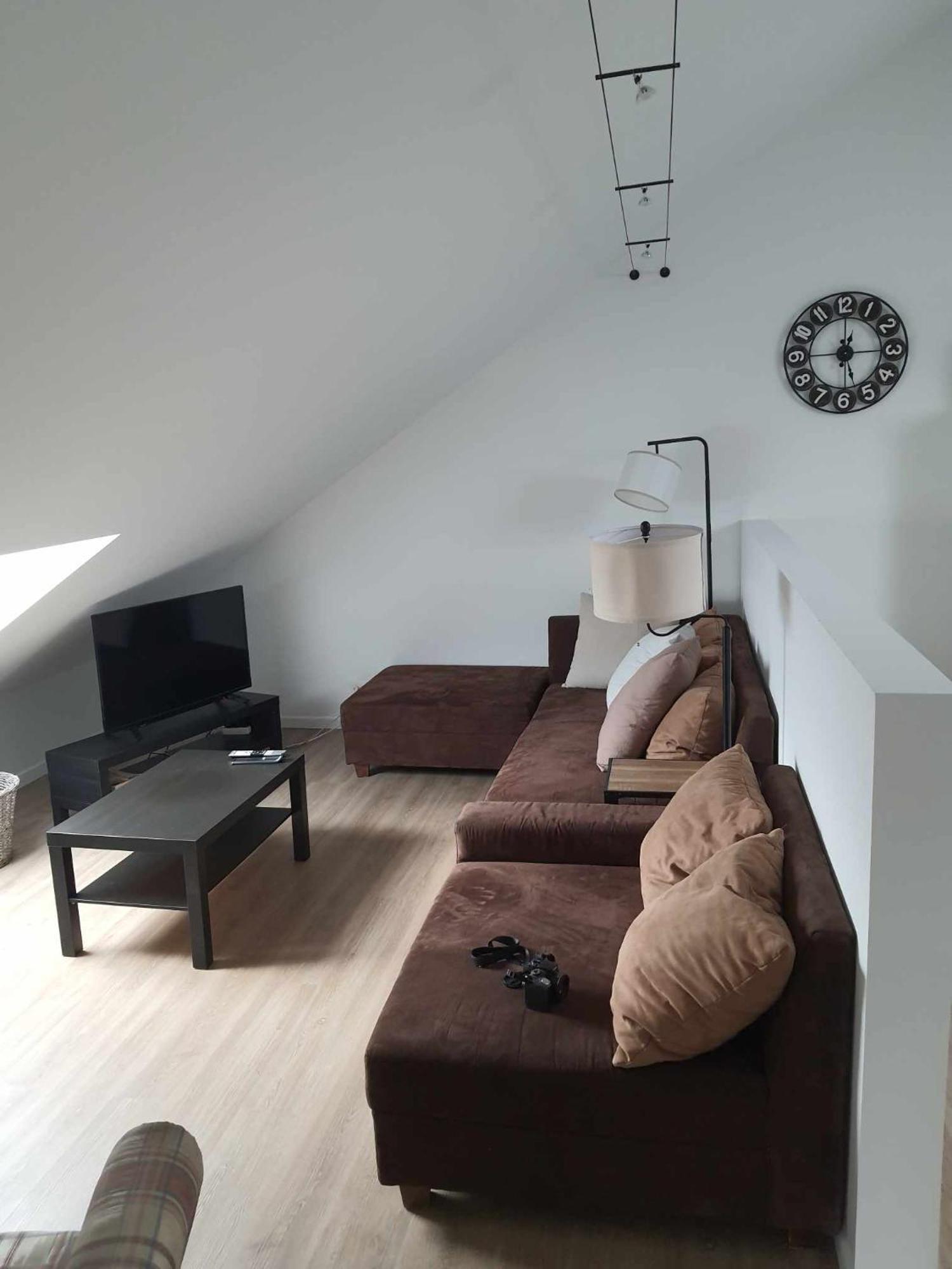 Gite Rural 3 Epis "Aux Pieds Des Ar'Den" - Chambre 1 Isolee Et Chambre 2 Dans Hall De Nuit - 34 Rue Du Chateau A 5564 Wanlin - 4 Adultes Et 2 Enfants 乌伊埃 外观 照片